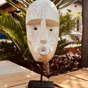 STATUE ANTIQUE DE TIMOR SUR SOCLE EN BOIS DE MANGUIER - BALINETTE
