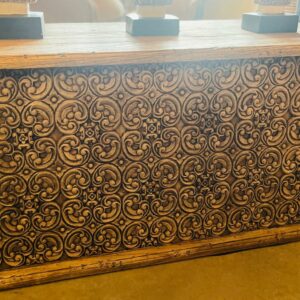 Coffre de rangement en bois de Cèdre - Carving