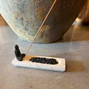 Porte-encens de luxe Bouddha en pierre de Java grise - KOLAM
