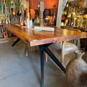 Table en bois d'acacia et ses pieds en métal 200x100 - INDE