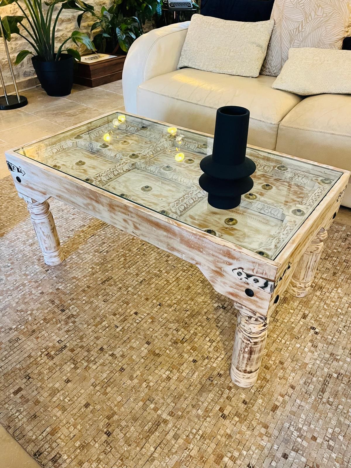 Table basse en bois massif. Provenance d'Inde - INDY