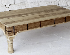 Table basse en bois massif. Provenance d'Inde - NUVETA