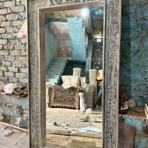 Miroir sculpté main - MAKA