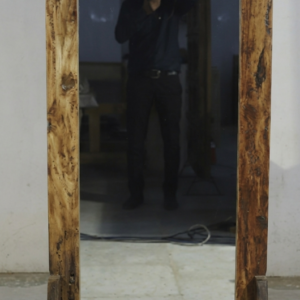 Grand miroir psyché sur socle en bois de neem massif - MATILDA