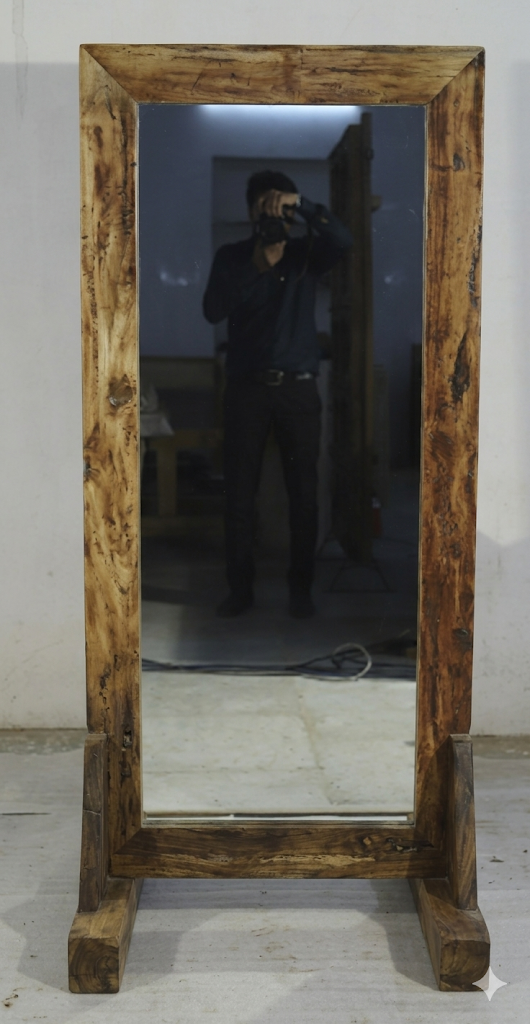 Grand miroir psyché sur socle en bois de neem massif - MATILDA